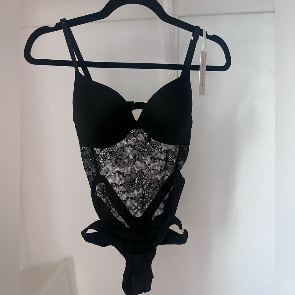 Victoria’s Secret lingerie - NWT